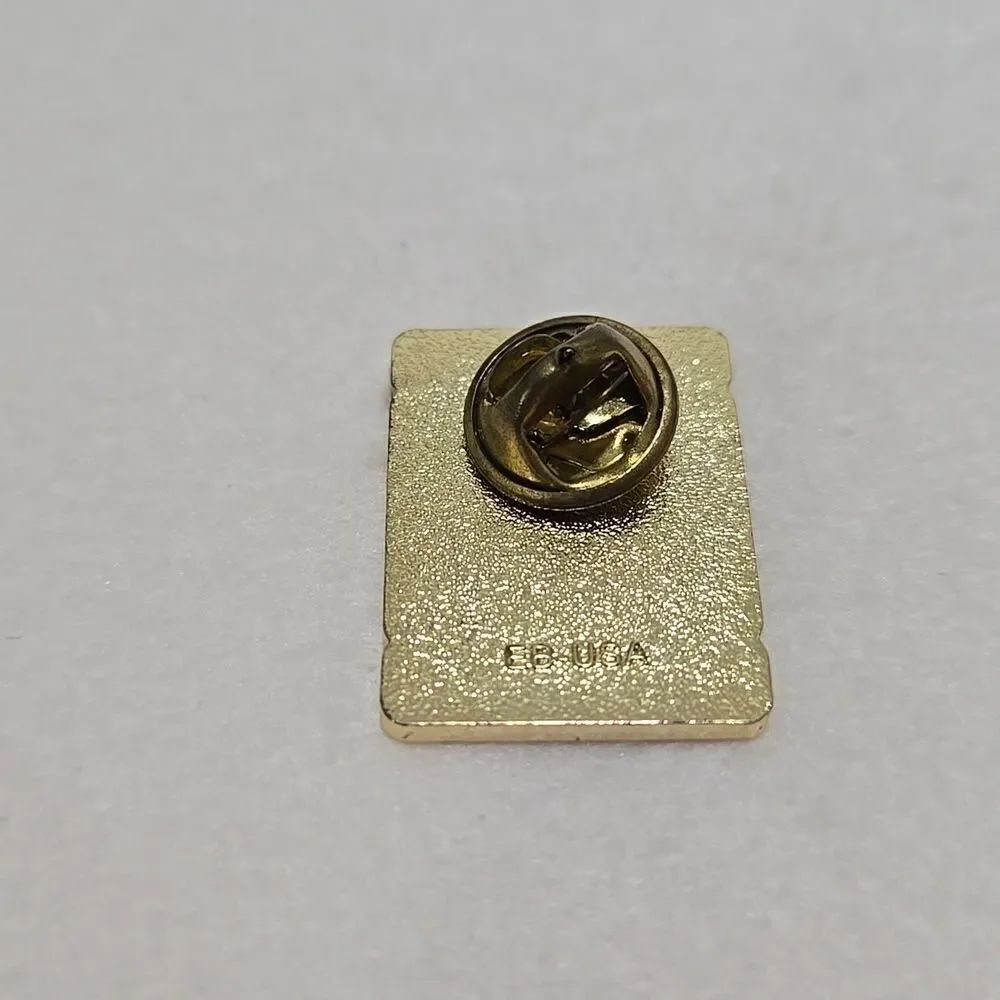 U.S. Army Veteran Pin 🇺🇲 - Picture 3 of 4